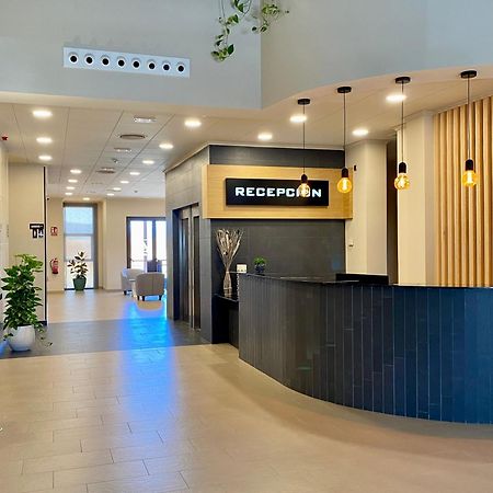 Hotel-Asador Montes Oretanos Pulgar Kültér fotó