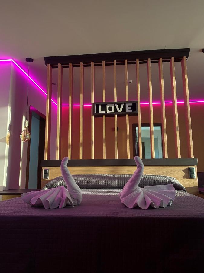 Hotel-Asador Montes Oretanos Pulgar Kültér fotó