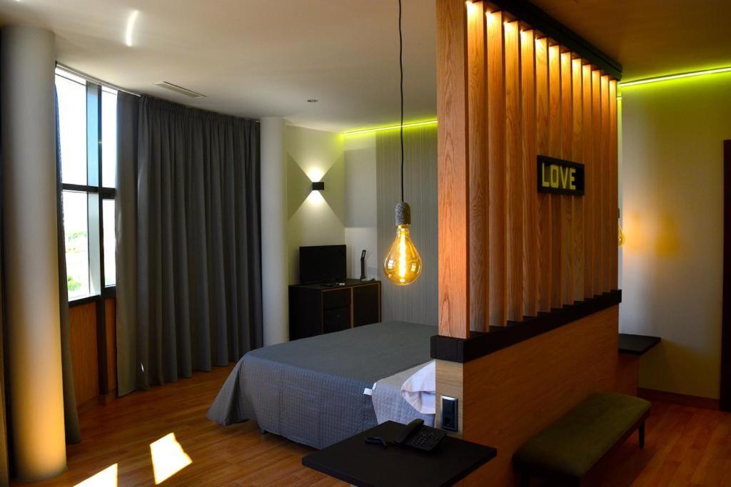 Hotel-Asador Montes Oretanos Pulgar Kültér fotó