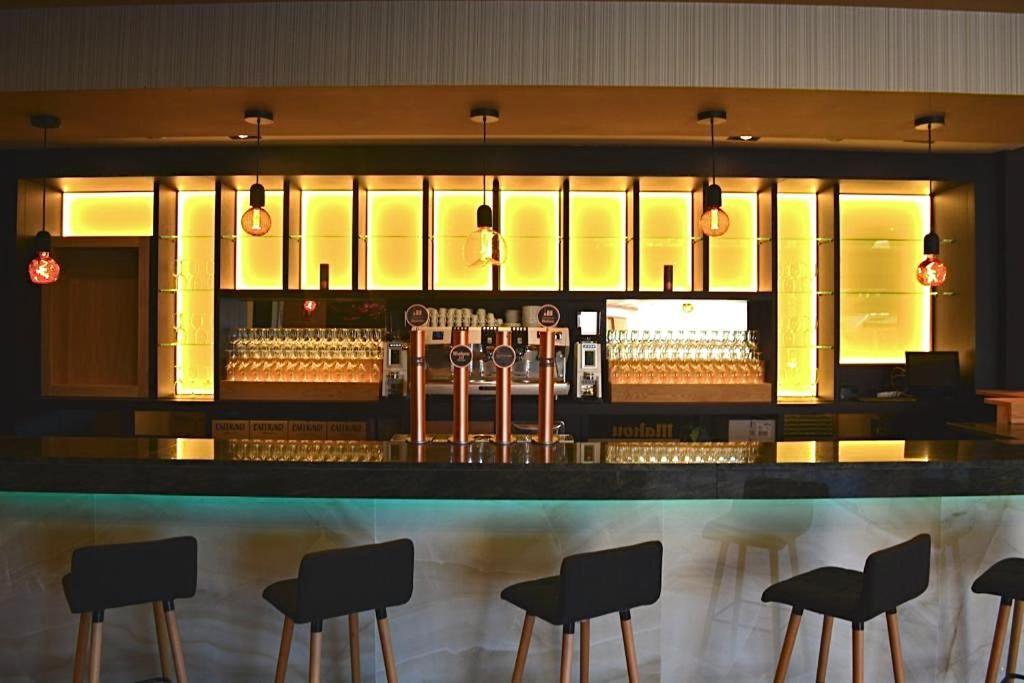Hotel-Asador Montes Oretanos Pulgar Kültér fotó