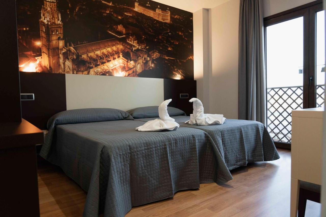 Hotel-Asador Montes Oretanos Pulgar Kültér fotó