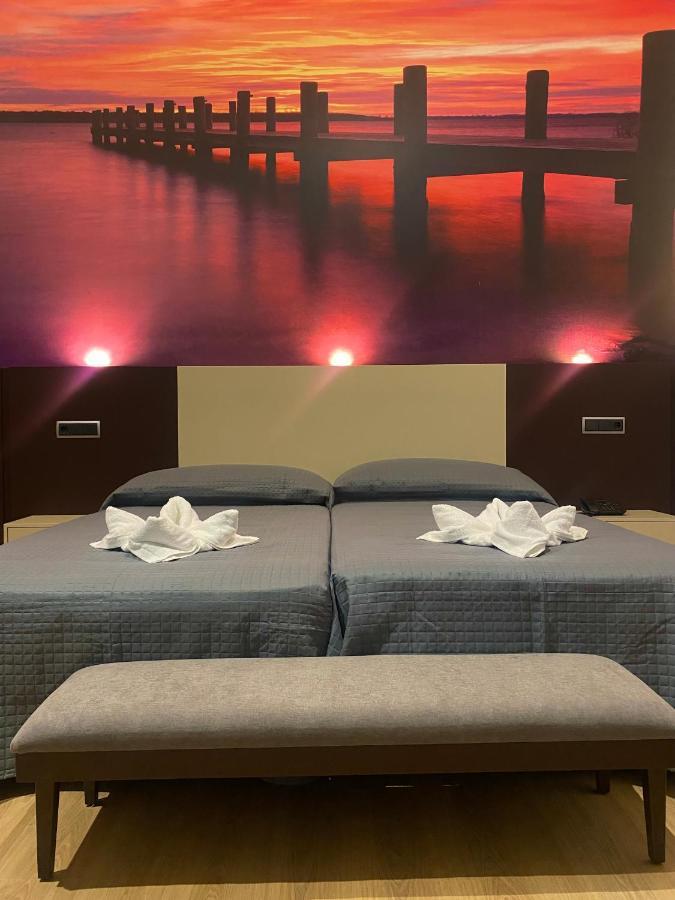 Hotel-Asador Montes Oretanos Pulgar Kültér fotó
