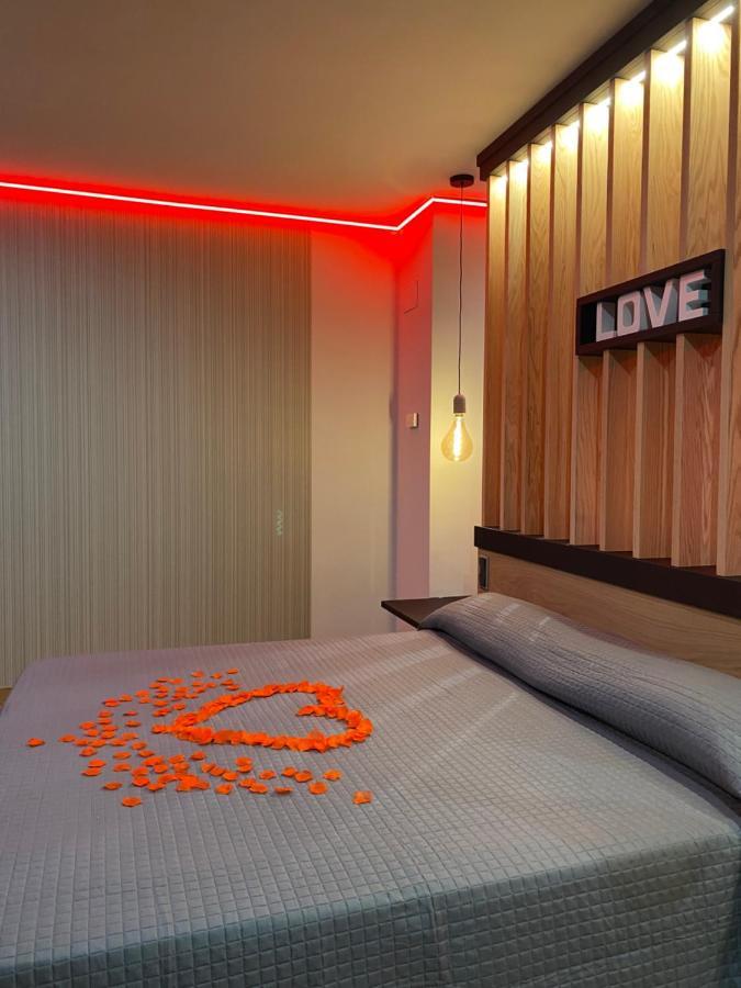 Hotel-Asador Montes Oretanos Pulgar Kültér fotó