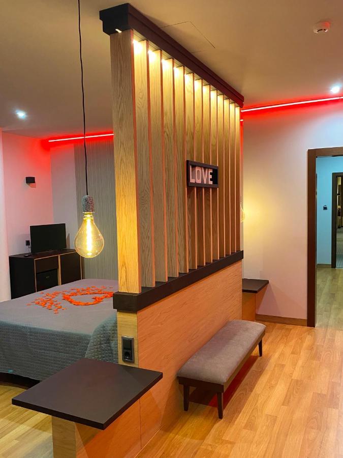 Hotel-Asador Montes Oretanos Pulgar Kültér fotó